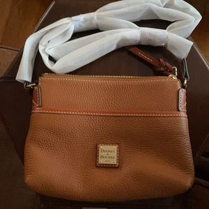 Dooney & Bourke crossbody purse